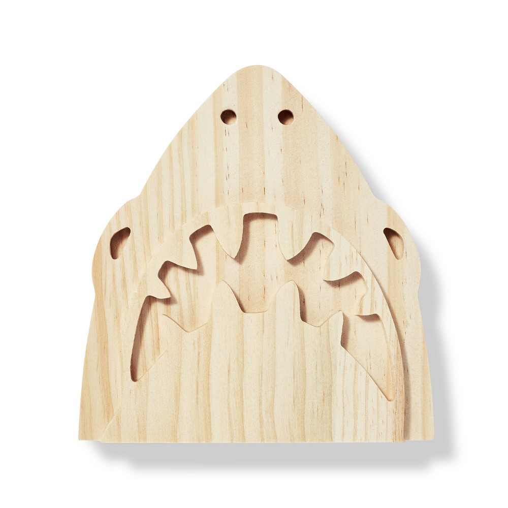 Freestanding Wood Shark Face - Mondo Llama. 24 pcs.