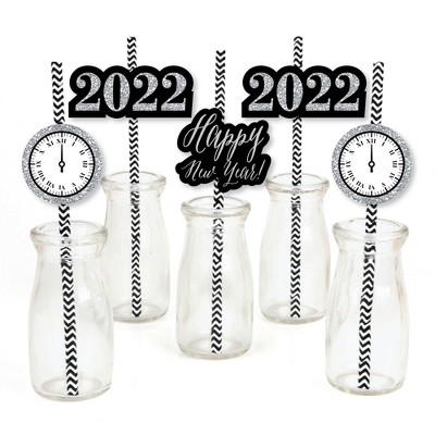 Big Dot of Happiness New Year's Eve - Silver Paper Straw Decor - 2022 Years Eve Party Striped Decorative Straws - Set of 24