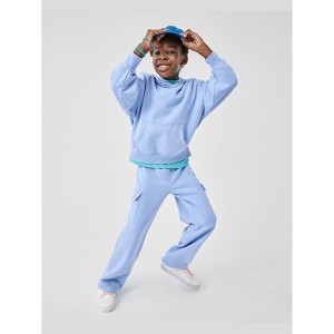 The Children's Place Boys Active Garment Dyed Premium Fleece Wide Leg Cargo Lounge Pants - 1 of 4