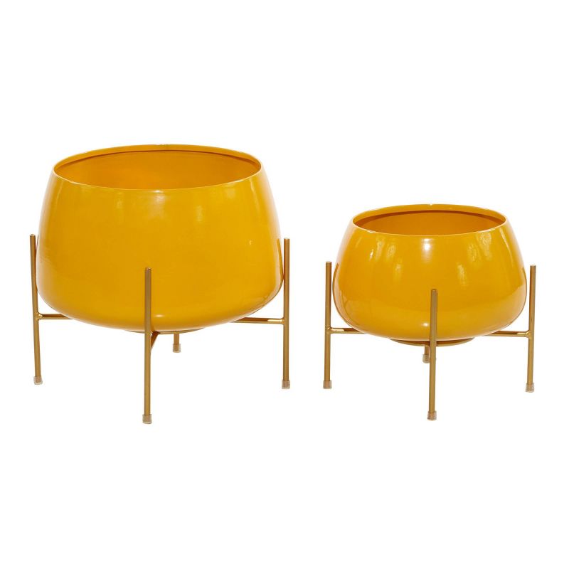 Set of 2 Metal Planters - Olivia & May, 1 of 6