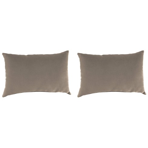 2 Toss Pillows