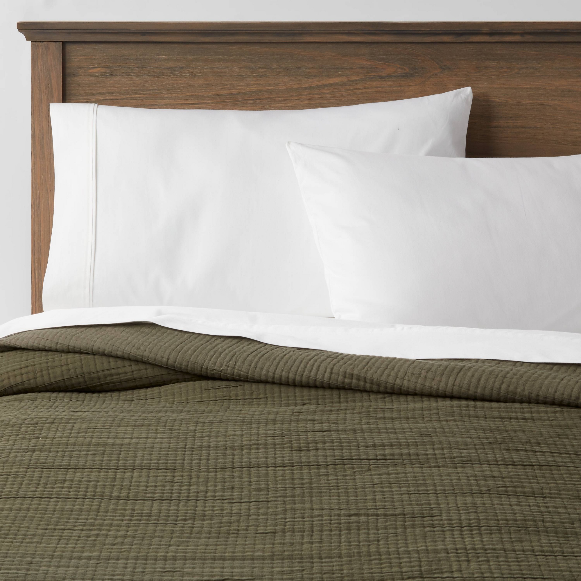 King Plus Double Cloth Quilt Olive - Threshold™