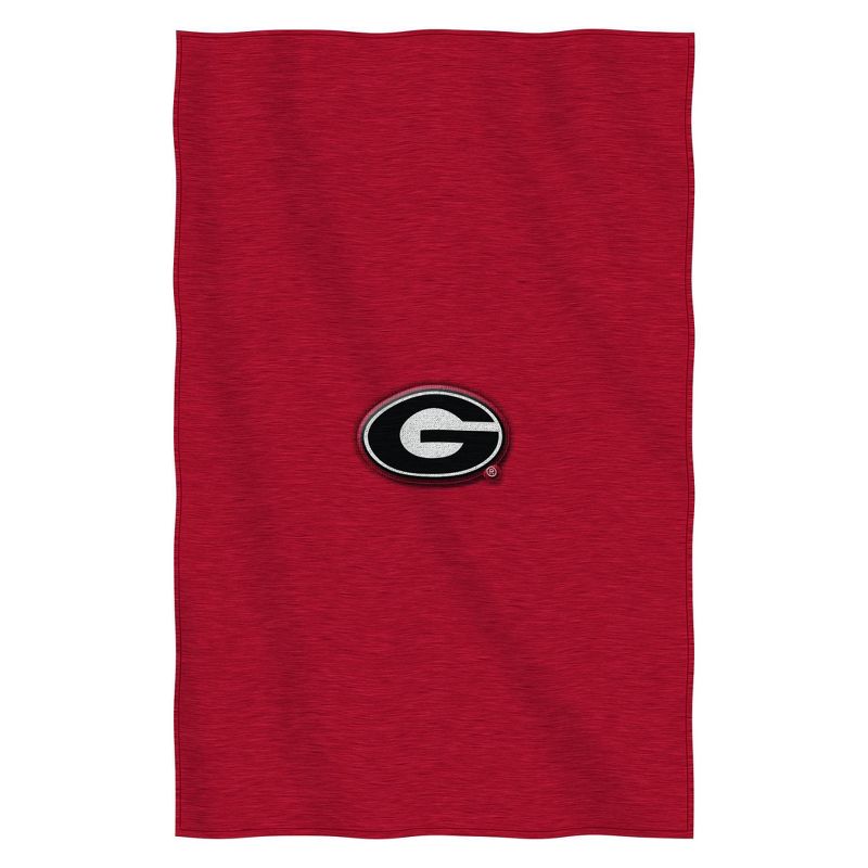 NCAA Georgia Bulldogs Dominate Sweatshirt Throw Blanket, 1 of 5
