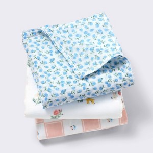 Muslin Swaddle Baby Blanket - Traditional Floral - 3pk - Cloud Island™ - 1 of 4