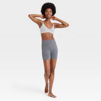 Yogalicious Womens Lightstreme Hybrid Backflip Short With Pockets