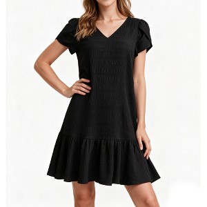 short sleeve casual dress Round Neck Tiered Floral Strike the perfect balance between casual and chic in this A Real Essentials 3 Pack Womens