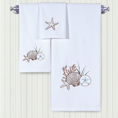 C&F Home Beach Shells Towel Set