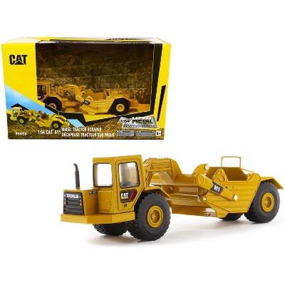 CAT Caterpillar 611 Wheel Tractor Scraper "Play & Collect!" Series 1/64 Diecast Model by Diecast Masters