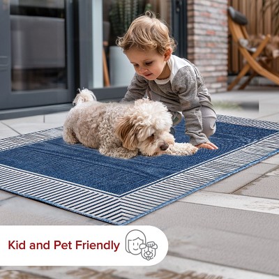 Navy and White Striped Synthetic Indoor/Outdoor Rug