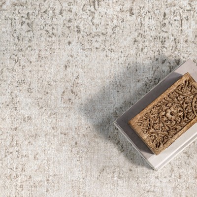 Ivory Medallion Viscose Runner Rug with Fringe, 2' 8" x 8'