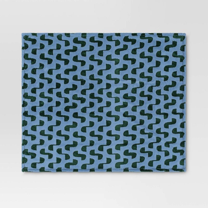 Patterned Angular Geometric Jacquard Faux Shearling Throw Blanket Blue - Room Essentials&#8482;, 4 of 7