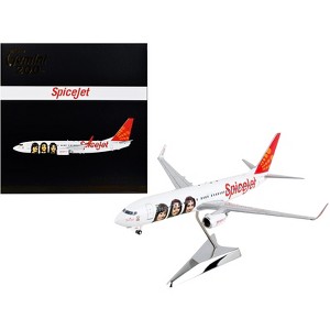 Boeing 737-800 Commercial Aircraft "SpiceJet" White with Red Tail "Gemini 200" Series 1/200 Diecast Model Airplane by GeminiJets - 1 of 3