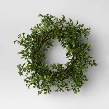 Boxwood Mini Wreath Green - Threshold™