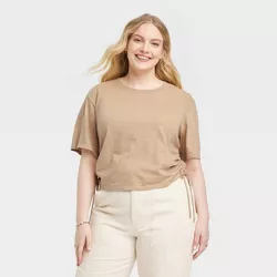 Women's Side Ruched Short Sleeve T-Shirt - Universal Thread™ Light Brown XXL