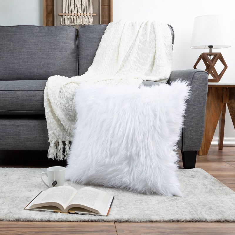 22"x22" Oversize Faux Fur Square Throw Pillow - Hastings Home, 4 of 6