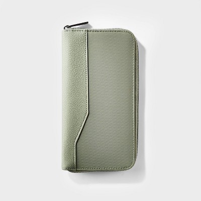 Photo 1 of RFID Travel Wallet Olive - Open Story&#8482;