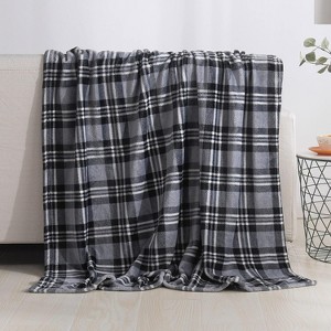 Comfort Flannel Blanket Super Soft Christmas Prints Throw Blanket Christmas Gift. - 1 of 4
