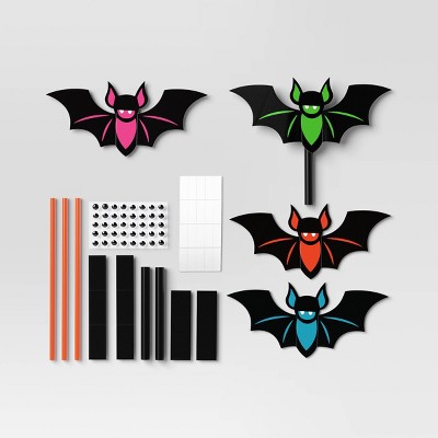 20pc Flapping Bat Party Game Kit - Hyde and EEK! Boutique™