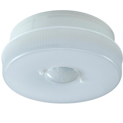 IQ America Battery-Powered LED Motion Sensor Flush Mount Ceiling Light, 7 inch 1150 Lumens, WH