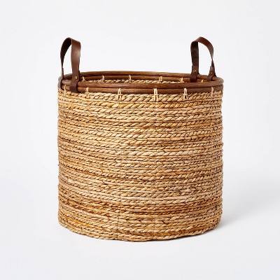 27" cm Log and Storage Basket from Recycled Tires 