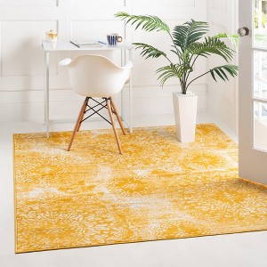 Unique Loom Sofia Grand Floral Indoor Woven Area Rug - 1 of 4