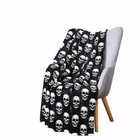 Rt Designer s Collection Halloween Skulls Printed Flannel Throw Blanket 50 X 70 Black Target