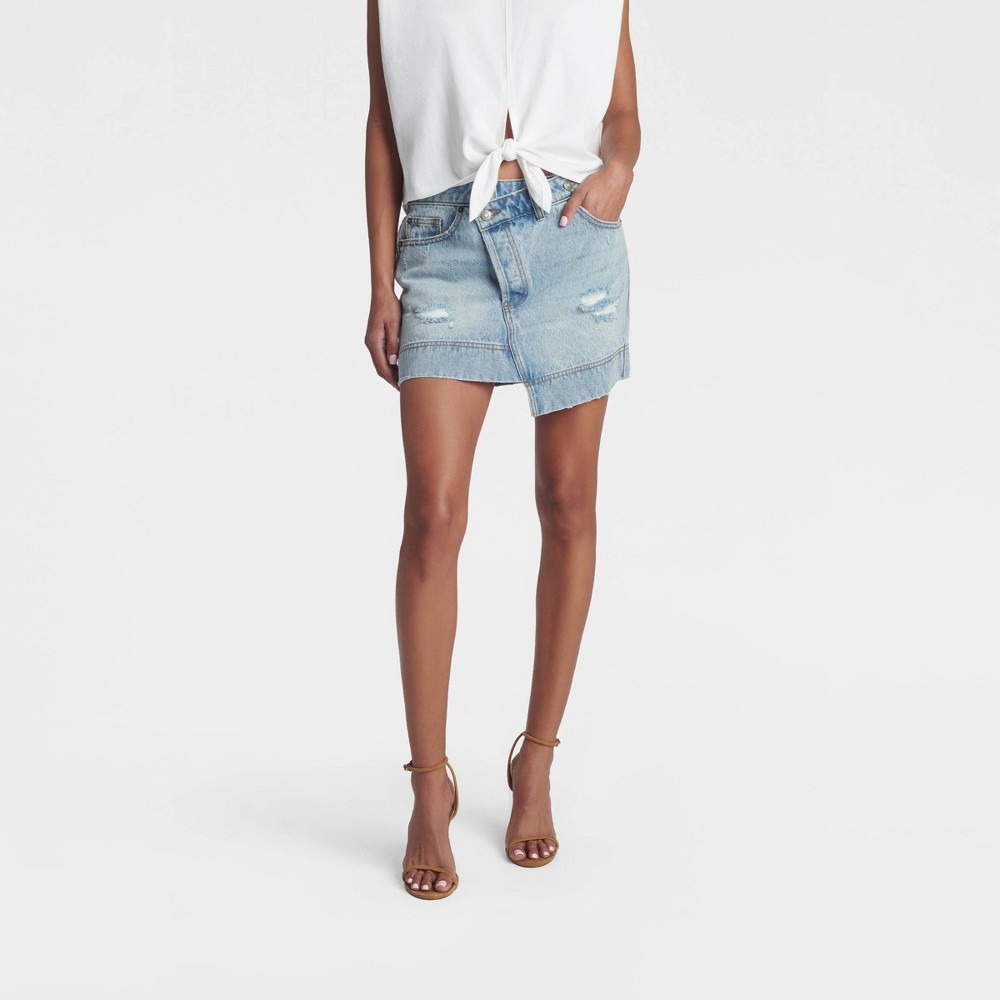 KBB by KAHLANA Women's Mid-rise Mini denim 'The Dylan Skirt' - Light Wash 12