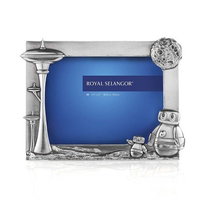 Royal Selangor Hand Finished Robotopia Collection Pewter Photoframe 3R Gift