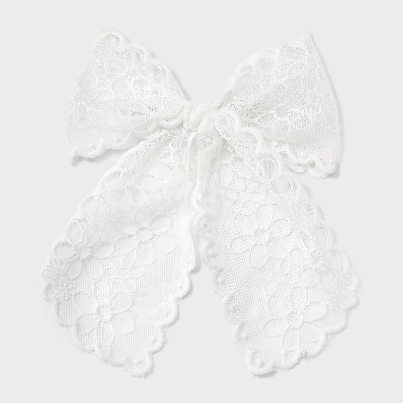 Girls&#39; Lace Bow Barrette - art class&#8482; White, 1 of 5