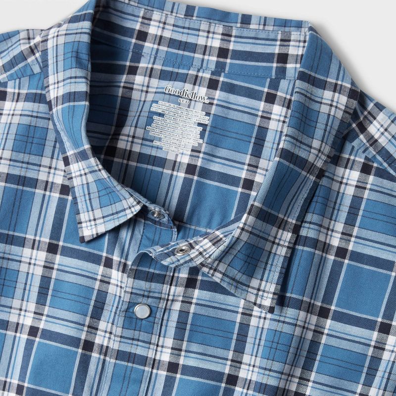 Men's Short Sleeve Adaptive Button-Down Shirt - Goodfellow & Co™, 3 of 4