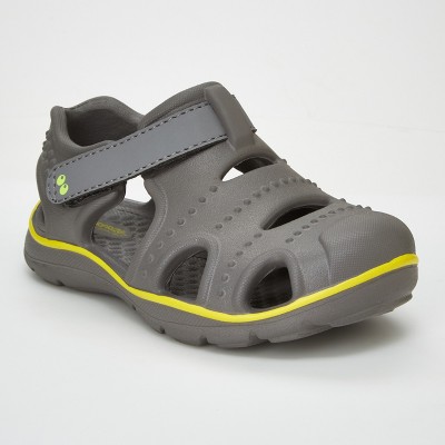 best shoes for babies with wide feet