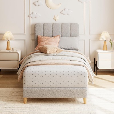 Boucle Upholstered Platform Bed with Wave Headboard for Kids, Easy Assembly, Wooden Slats Support, No Box Spring Needed