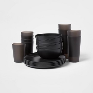 20pc Plastic Dinnerware Set - Room Essentials™ - 1 of 4