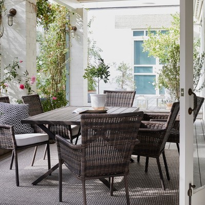 target threshold patio set