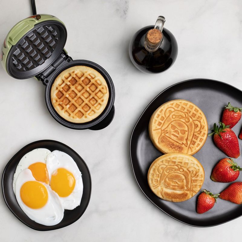 Uncanny Brands Star Wars Mini Ewok Waffle Maker, 5 of 6