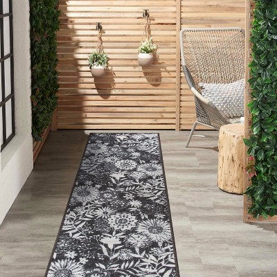 Gray Floral Flat Woven Reversible Indoor/Outdoor Rug