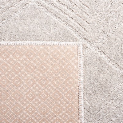 Ivory Geometric Pattern Power Loomed Area Rug 5'3" x 7'6"