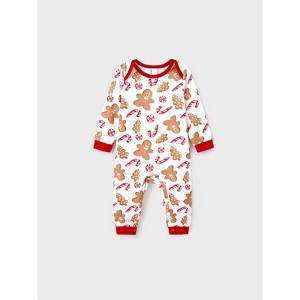 PATPAT Family Christmas Pjs Matching Sets Holiday Jammies Sleepwear Christmas Pajamas for Family Xmas Outfits with Socks - 1 of 4
