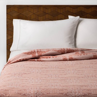 Full/Queen Matelasse Tiger Coverlet Blush - Opalhouse™