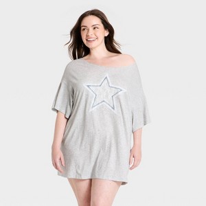 t shirt dress off shoulder Cold T-shirt – Tracie's Boutique fit silhouette with an off Kuromi Off-Shoulder T-Shirt Dress |