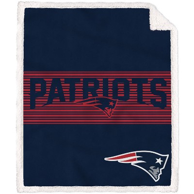 NFL New England Patriots Center Stripe Trim Sherpa Trim Blanket