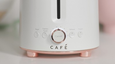 Matte White 2-Slice Stainless Steel Toaster with Wide Slots