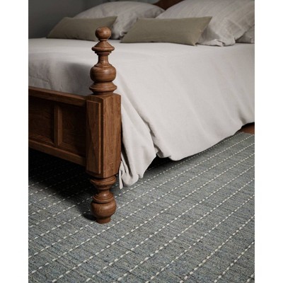 Oliver Blue Hand-Loomed Wool and Synthetic Runner Rug