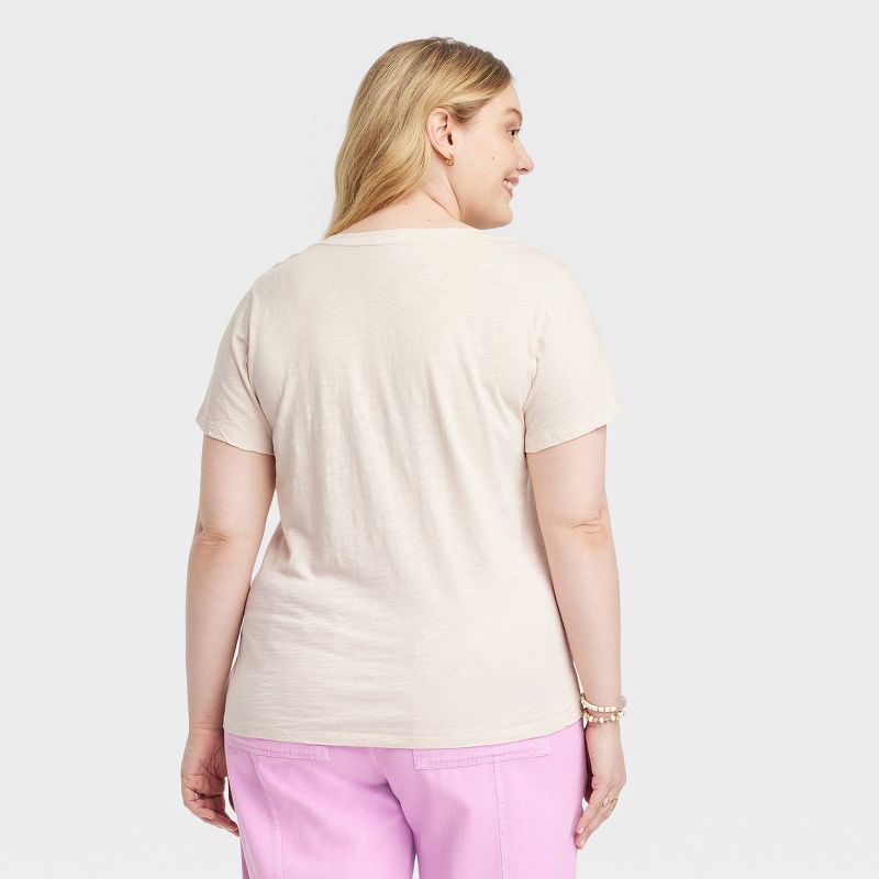 Women's 3pk Fitted V-Neck Short Sleeve T-Shirt - Universal Thread™, 4 of 5