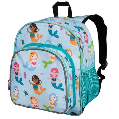 Chosing the Best Toddler Backpack for Travelling - merry-go-round