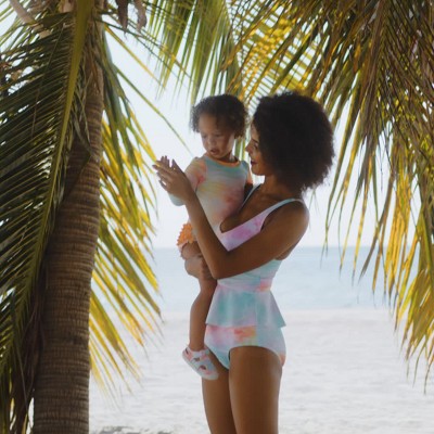 Vibrant Flamingo Long Sleeve Rash Guard Bikini Set, Size 5