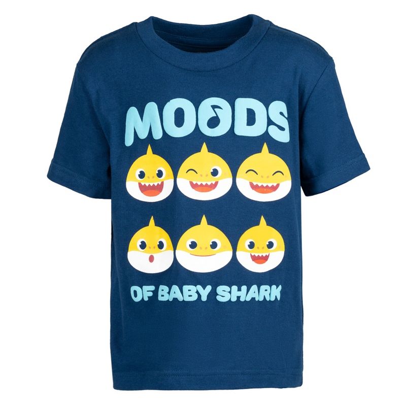 Pinkfong Baby Shark Daddy Shark Mommy Shark 3 Pack Graphic T-Shirts , 4 of 8