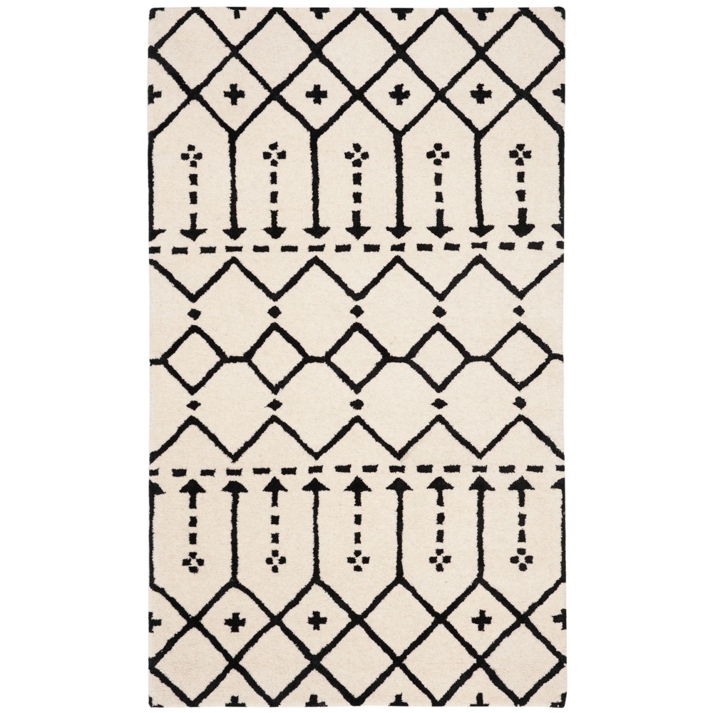 3'x5' Geometric Design Tufted Accent Rug Ivory/Black - Safavieh