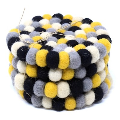 Slickblue Handmade Seasonal Felt Coasters – Set of 4, 4" Diameter, for Stylish Table Protection in 15 Colors Options