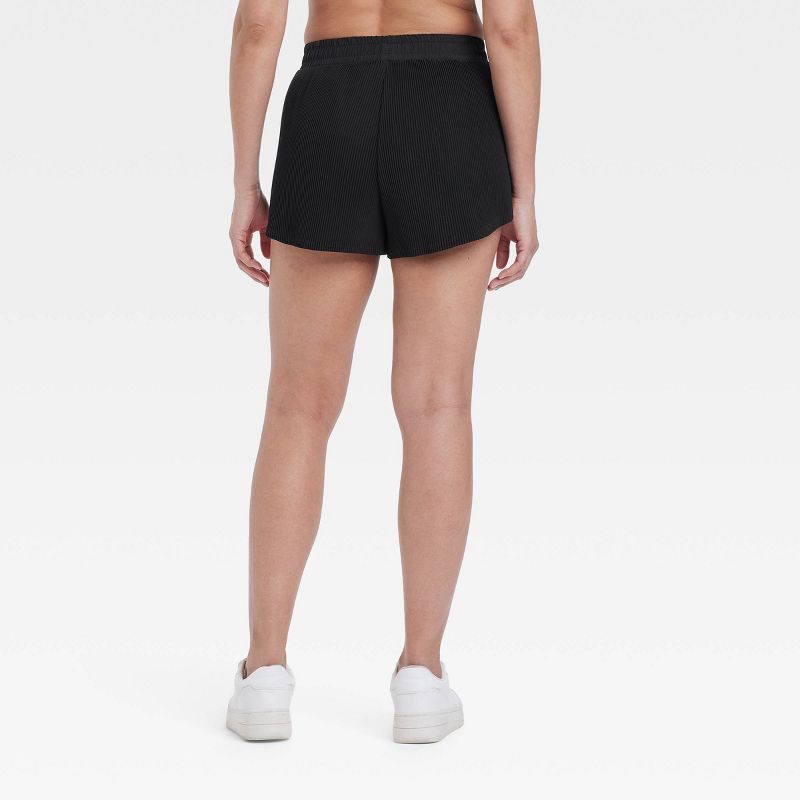 Women's Mid-Rise Micro-Pleated Shorts 2.5" - All In Motion™, 2 of 10